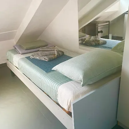 Appartamento Mansarda Galliari F51 *